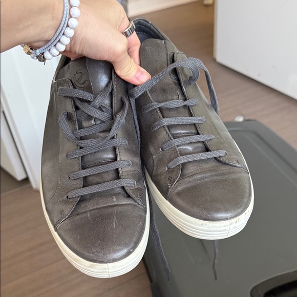 Ecco Men's Leather Sneakers - Dark Gray and White | EU 43 | USA 9-9.5 - Picture 5 of 11